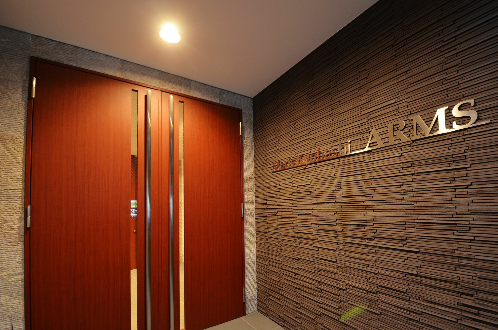 The Wonder At Stay-Maris Kyobashi Arms- Osaca Exterior foto